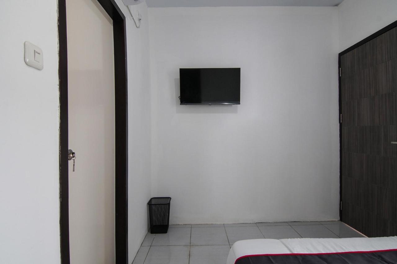Oyo 92300 Koala House Pekanbaru Exterior foto