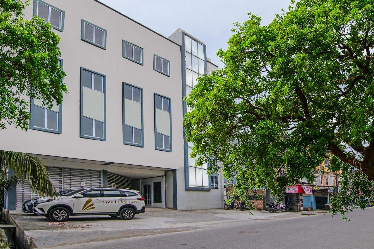 Oyo 92300 Koala House Pekanbaru Exterior foto