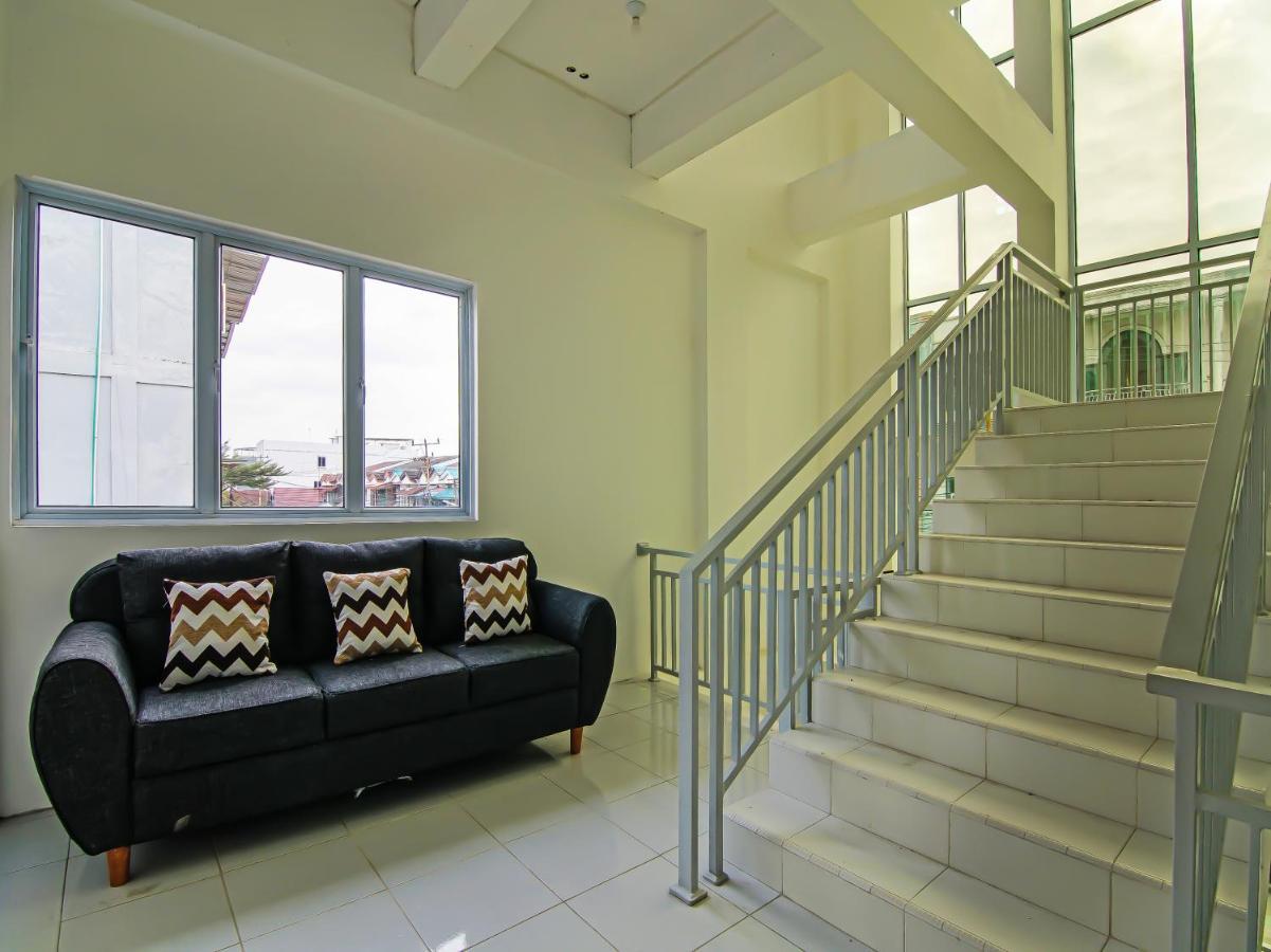 Oyo 92300 Koala House Pekanbaru Exterior foto