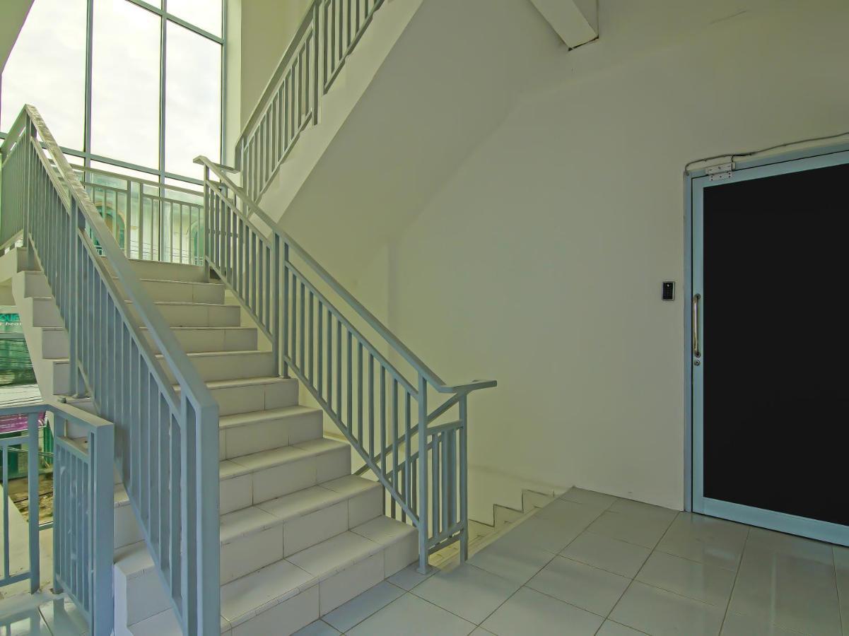 Oyo 92300 Koala House Pekanbaru Exterior foto